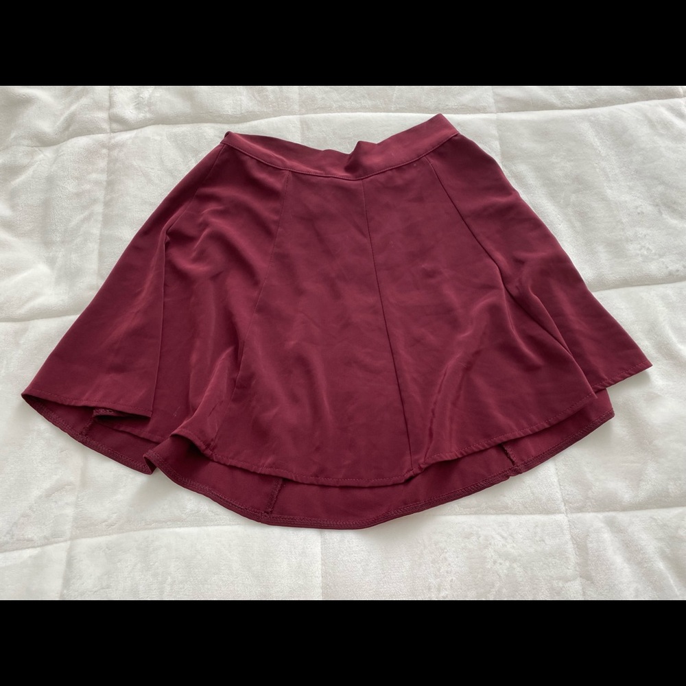 brandy melville mini skirt